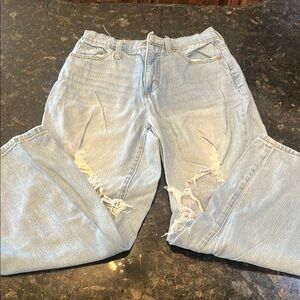 Universal Thread Blue Boyfriend Jeans Relaxed Fit